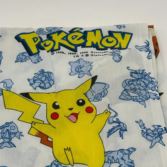 Pokemon TWIN Flat Sheet Fabric Craft Springs Nintendo Pikachu - Picture 2 of 6